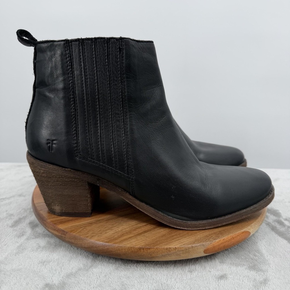 Frye Boots Womens 10 B Black Alton Leather Chelsea Ankle Zip Block Heel